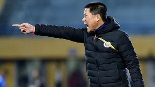 Bùi Tiến Dũng tiếp tục bị ‘cất’ tại AFC Cup