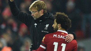 HLV Klopp: ‘Các nhà báo nên đến đây mà trao giải cho Salah!’