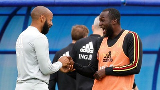 (VTV3 trực tiếp) Bỉ: Henry chỉ Lukaku cách ghi bàn vào lưới Pháp