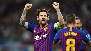 Shearer gọi Messi là 'cầu thủ xuất sắc nhất mọi thời đại, một nghệ sĩ thực thụ'