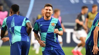 Messi làm gì trong lần đầu có mặt ở đại bản doanh Barca sau tuyên bố ở lại?