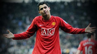 Tiết lộ lý do thực sự khiến MU chiêu mộ Ronaldo vào phút chót