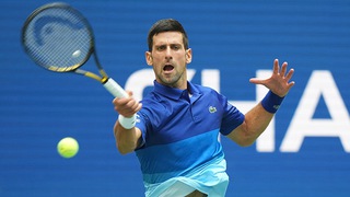 Djokovic khóc vì thua trận, cộng đồng mạng nghẹn ngào