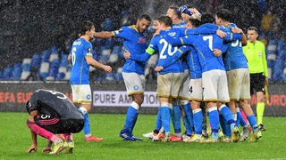 Kết quả cúp C2 lượt trận cuối: Leicester bị loại, West Ham, Napoli đi tiếp