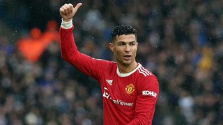 Ronaldo bị chỉ trích vì bỏ lỡ cơ hội khi chỉ cách khung thành 3 mét