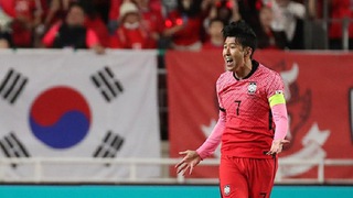 Son Heung Min đá phạt thành bàn 2 trận liên tiếp trong 1 tuần