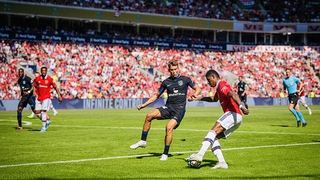 MU 0-1 Atletico Madrid: Fred thẻ đỏ, 'Quỷ đỏ' nhận thất bại đầu tiên dưới thời Ten Hag