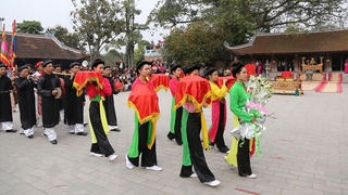 Khai hội đền Mẫu tri ân công đức Tổ Mẫu Âu Cơ