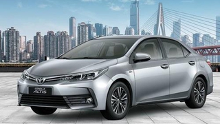 Toyota Việt Nam triệu hồi xe Corolla Altis do lỗi giảm xóc sau