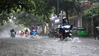 Bắc Bộ, Trung Bộ ngày nắng, đêm có mưa rào vài nơi