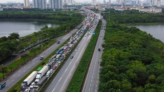 Chào tuần mới: 10 năm cho một thói quen