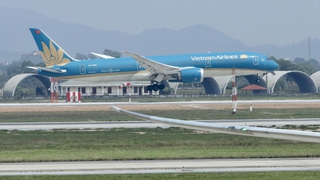Nguyên nhân máy bay của Vietnam Airlines phải hạ cánh khẩn cấp tại Đà Nẵng
