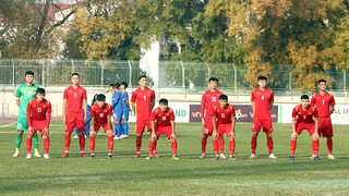 HLV Hoàng Văn Phúc: 'Khởi đầu bao giờ cũng khó khăn'