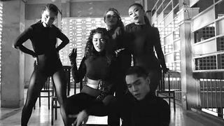 Con gái danh ca Cẩm Vân Cece Trương ra mắt MV 'Virus'