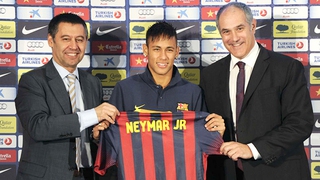 Barcelona thoát khỏi kiện tụng liên quan tới Neymar