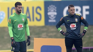 Brazil vs Bolivia: Alisson hay Ederson đều xuất sắc, Brazil đau đầu chọn thủ môn (FPT, K+ trực tiếp)