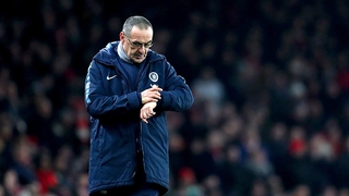 Chelsea vs M.U: Thua M.U, Sarri sẽ ra đường sớm?