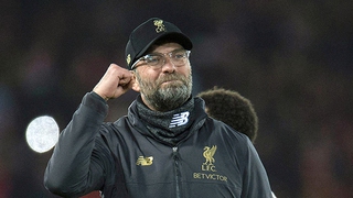 Man City vs Liverpool: Juergen Klopp, ngọn núi lửa kiềm chế phun trào