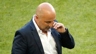 Vấn đề của Argentina là Sampaoli đánh mất bản năng