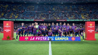 Barcelona: Mơ mộng được không, cùng Xavi?