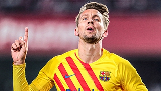 Barcelona: Bom tấn mang tên Luuk de Jong