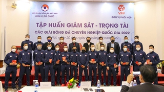 Tập huấn giám sát, trọng tài các giải bóng đá chuyên nghiệp năm 2022