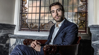 Cựu cầu thủ Arsenal: Mathieu Flamini giờ đã là tỉ phú