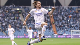 Cảm ơn, vì bóng đá vẫn còn Modric