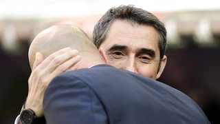 Ernesto Valverde: Siêu nhân trong tấm áo bình dị