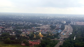 Sang Myanmar xem bóng đá