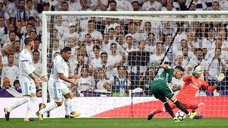 Real Madrid và những hậu vệ không biết phòng ngự