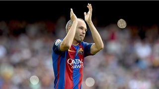 Iniesta tiến thoái lưỡng nan, vẫn chưa thể quyết định rời Barcelona