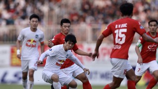 Video bàn thắng HAGL 3-0 TPHCM: Công Phượng thăng hoa