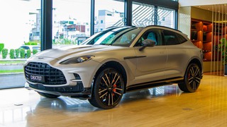 Ra mắt Aston Martin DBX707 tại Việt Nam: Giá từ 21,8 tỷ đồng, ông Đặng Lê Nguyên Vũ là khách hàng đầu tiên