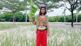 Mạc Văn Khoa cải trang thành Đen Vâu phiên bản lỗi vẫn gây hài