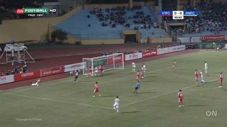 Hà Nội FC ghi bàn pha phối hợp đá phạt cực nhanh