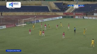 Video bàn thắng SLNA 1-0 Hà Tĩnh: Chiếm ngôi đầu bảng