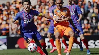 Đội trưởng tuyển Thái Lan không mặn mà với J-League