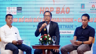 Chạy Marathon ở điểm cuối đất nước