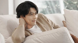 Tài tử Hyun Bin bận chăm vợ bầu vẫn khiến netizen mê mẩn bởi ngoại hình cực phẩm