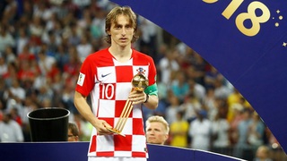 CHUYỂN NHƯỢNG 3/8: M.U ép Bayern nhả Lewandowski. Barca gây bất ngờ. Real ra giá Modric