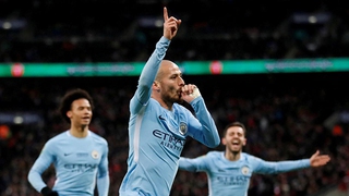 Những cầu thủ cấy tóc để trị chứng hói đầu: Từ David Silva đến Wayne Rooney