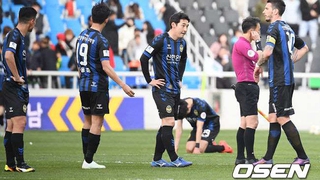 Thua Gangwon 0-1, đội của Công Phượng vẫn bét bảng K-League