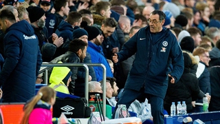 Maurizio Sarri: 'Cứ đá thế này Chelsea còn lâu mới vào Top 4'