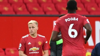 Sheff Utd - MU: Van de Beek có thể thay Pogba nhưng cần được đá nhiều hơn