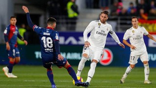 Kết quả bóng đá Huesca 1-2 Real Madrid: Varane sắm vai người hùng, Real ngược dòng trên sân khách