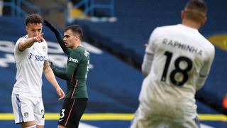 Leeds 3-1 Tottenham: Heung Min Son ghi bàn, Tottenham vẫn thua, tiếp tục rời xa top 4