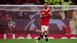 GÓC CHIẾN THUẬT: MU thắng ngược Atalanta là nhờ Bruno Fernandes