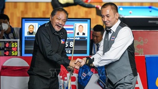 Báo Philippines: Huyền thoại bi-a Efren Reyes được chào đón như ngôi sao nhạc rock tại Việt Nam