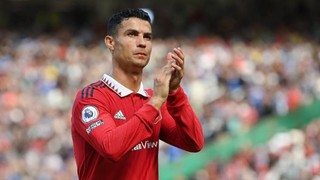 Kết quả bóng đá Brentford 4-0 MU: Ronaldo tịt ngòi, MU thua muối mặt